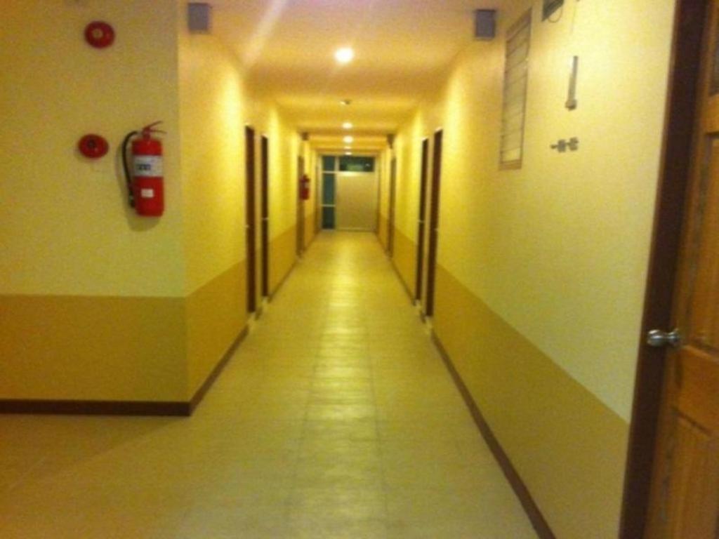 Trat Center Hotel Ngoại thất bức ảnh